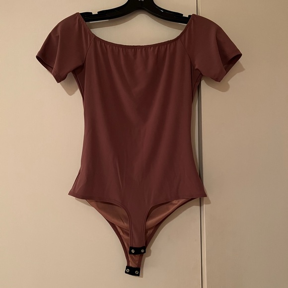 Fashion Vitamin Bodysuit in Mauve, Size M - Picture 3 of 4